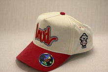Load image into Gallery viewer, RED BEIGE LOUD CORDOROY 5 PANEL
