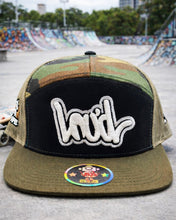 Load image into Gallery viewer, 7 PANEL CAMO  LOUD HAT

